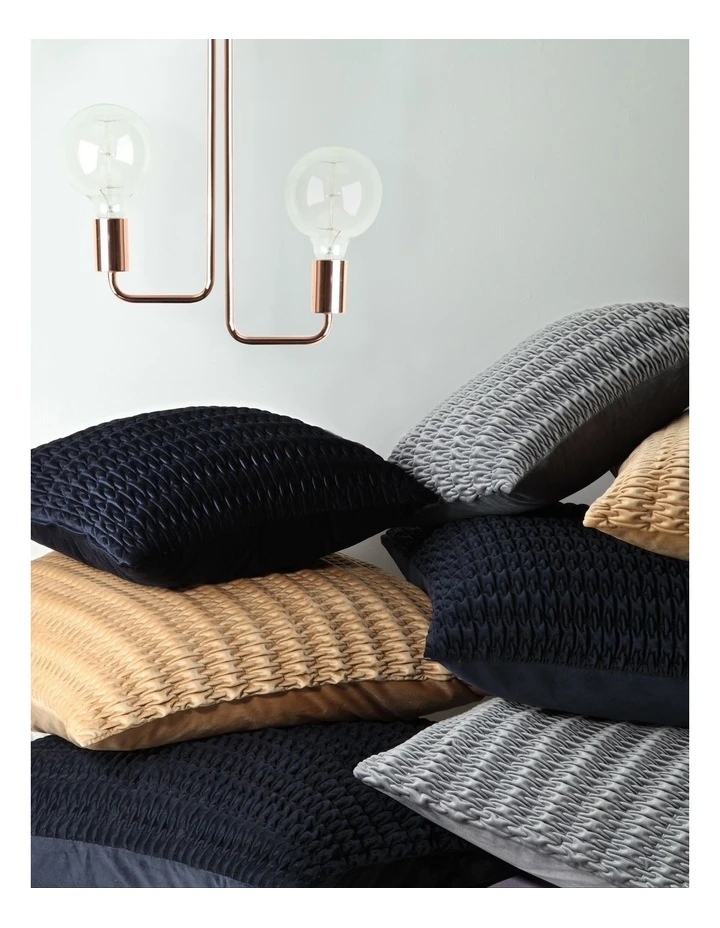 Deals ✔️ Private Collection Loxton European Pillowcase Navy ⭐ 2 Deals ✔️ Private Collection Loxton European Pillowcase Navy ⭐ - Image 2