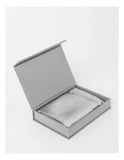 Cheapest ✨ Heritage Silk Pillowcase Silver 😉