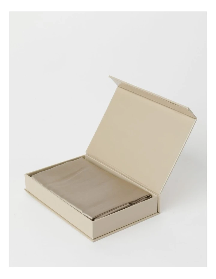 Cheapest 😍 Heritage Silk Pillowcase Champagne ✨ 4 Cheapest 😍 Heritage Silk Pillowcase Champagne ✨ - Image 4