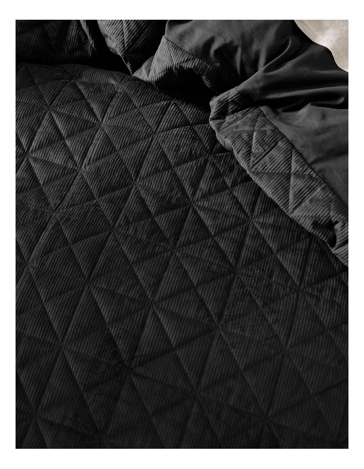 Best Pirce 🎁 Linen House Heath Quilt Cover Set Black ❤️ 4 Best Pirce 🎁 Linen House Heath Quilt Cover Set Black ❤️ - Image 4