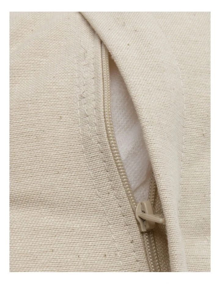 Coupon ❤️ Heritage Mellifera Embroidered Bee Cushion Natural ❤️ 4 Coupon ❤️ Heritage Mellifera Embroidered Bee Cushion Natural ❤️ - Image 4