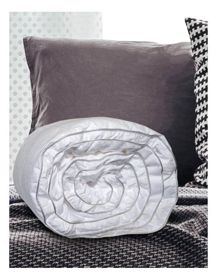 Best Sale 🌟 Jaspa Herington Micropol Quilt White ⭐ 2 Best Sale 🌟 Jaspa Herington Micropol Quilt White ⭐ - Image 2