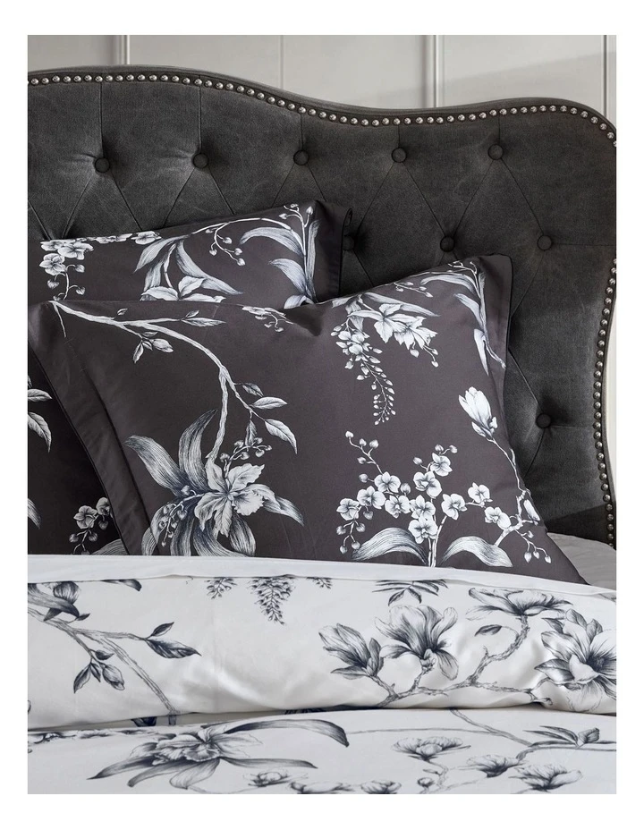 Budget ๐งจ Grace by Linen House Ellison Quilt Cover Set White โ๏ธ 5 Budget ๐งจ Grace by Linen House Ellison Quilt Cover Set White โ๏ธ - Image 5