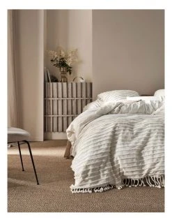 Brand new โ๏ธ Linen House Dunaway Quilt Cover Set in Brown Sugar ๐