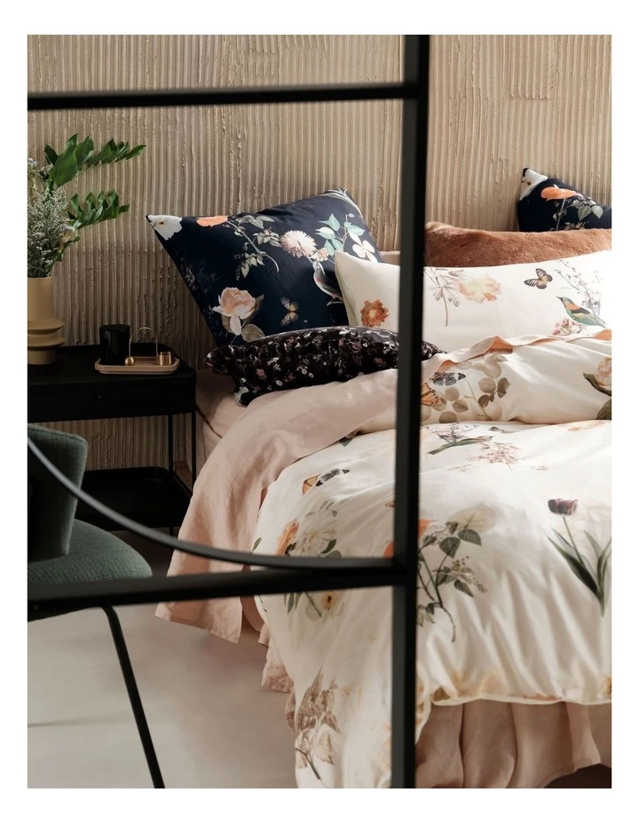 Outlet ⭐ Linen House Gwyneth Quilt Cover Set Peach 🎉 2 Outlet ⭐ Linen House Gwyneth Quilt Cover Set Peach 🎉 - Image 2