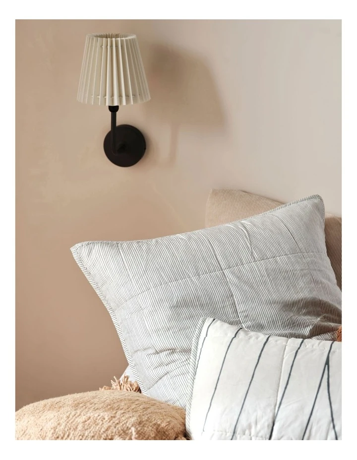 Outlet 😉 Linen House Neptune Quilt Cover Set 🎉 2 Outlet 😉 Linen House Neptune Quilt Cover Set 🎉 - Image 2