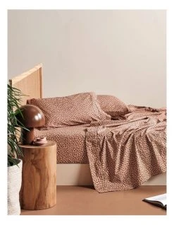 Cheap ⌛ Linen House 250TC Goldie Sheet Set in Brandy 🛒