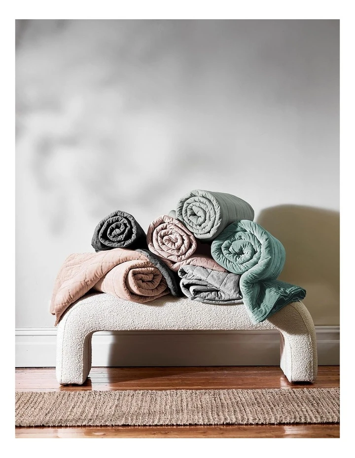 Best Pirce ❤️ Aura Home Luxury Velvet Bed Cover in Rosewater ⭐ 4 Best Pirce ❤️ Aura Home Luxury Velvet Bed Cover in Rosewater ⭐ - Image 4