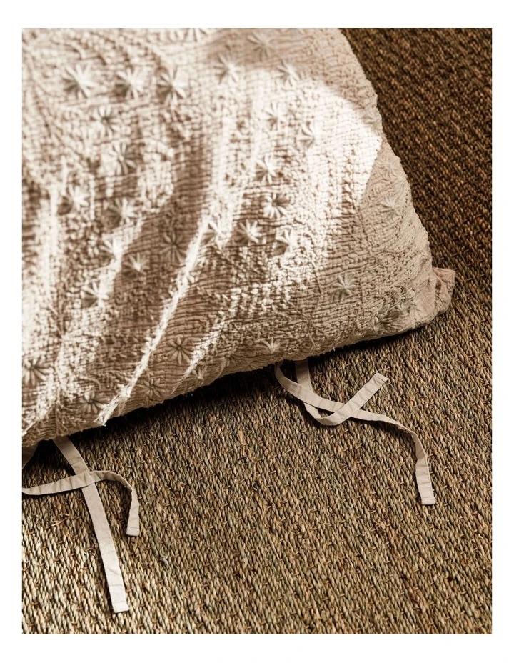 Brand new ⭐ Linen House Abigail Quilt Cover Set Sand 🥰 2 Brand new ⭐ Linen House Abigail Quilt Cover Set Sand 🥰 - Image 2