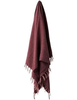 Brand new 🤩 Aura Home Vintage Linen Fringe Throw in Syrah ⌛